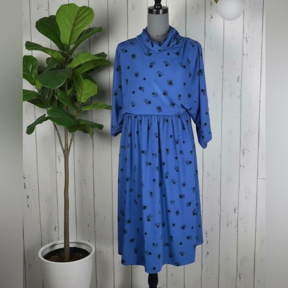 Positive Attitude Dresses & Skirts - 🛍️BUNDLE ONLY ITEM🛍️ 80’s Vintage Geometric Dress